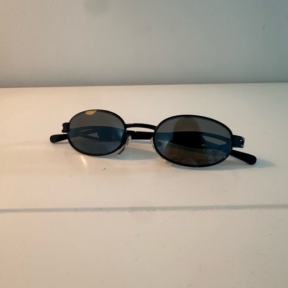 VINTAGE DEAD STOCK SUNGLASSES - Picture 1 of 4